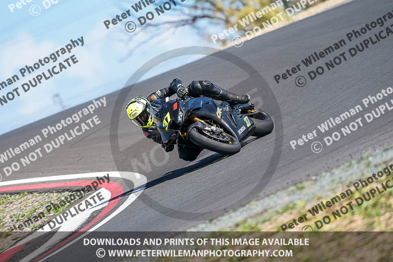 cadwell no limits trackday;cadwell park;cadwell park photographs;cadwell trackday photographs;enduro digital images;event digital images;eventdigitalimages;no limits trackdays;peter wileman photography;racing digital images;snetterton;snetterton no limits trackday;snetterton photographs;snetterton trackday photographs;trackday digital images;trackday photos